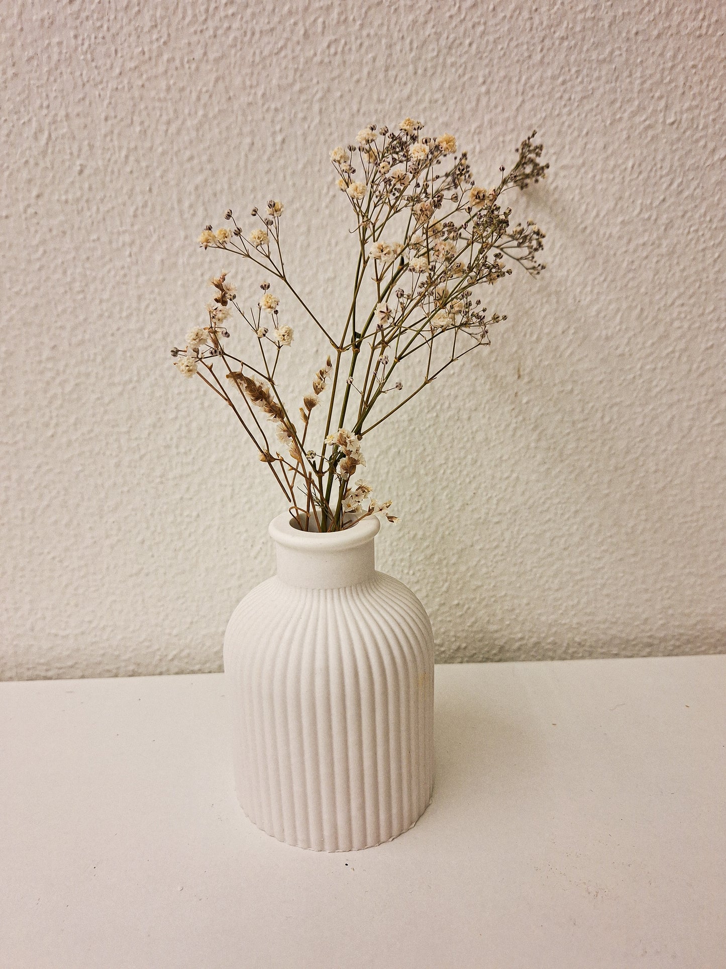 Vase schmal gerillt