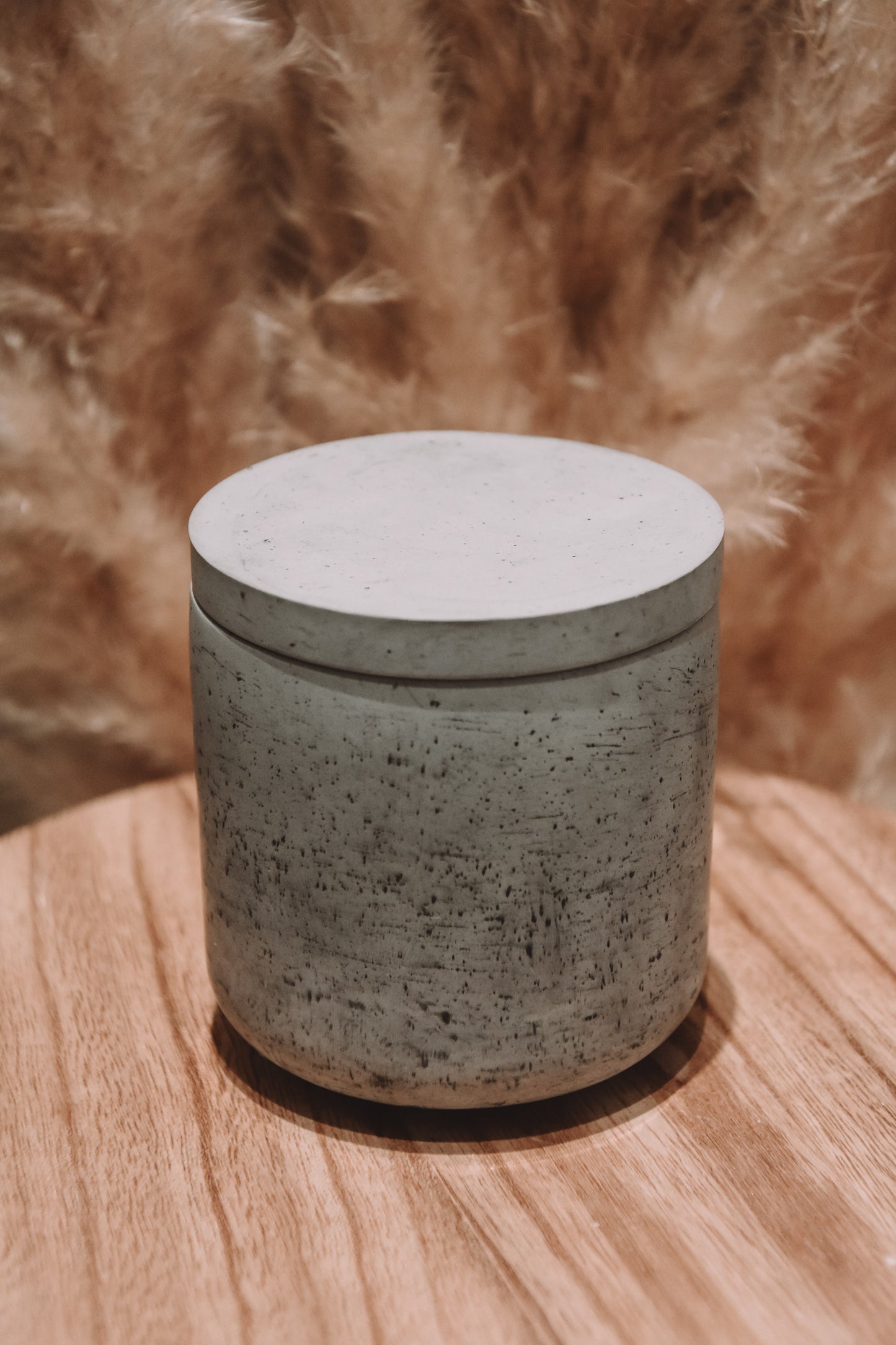 Schale mit Deckel