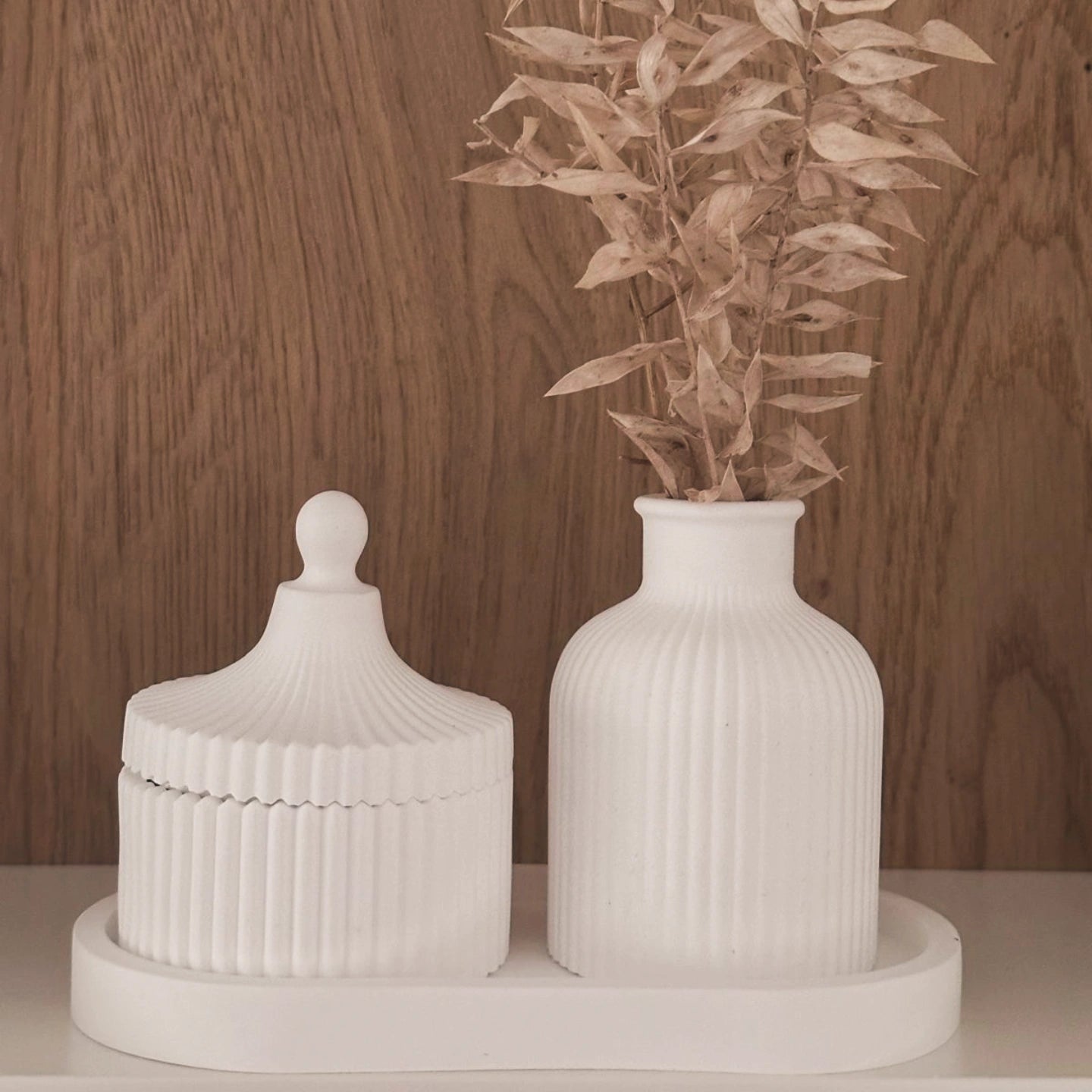 Vase schmal gerillt
