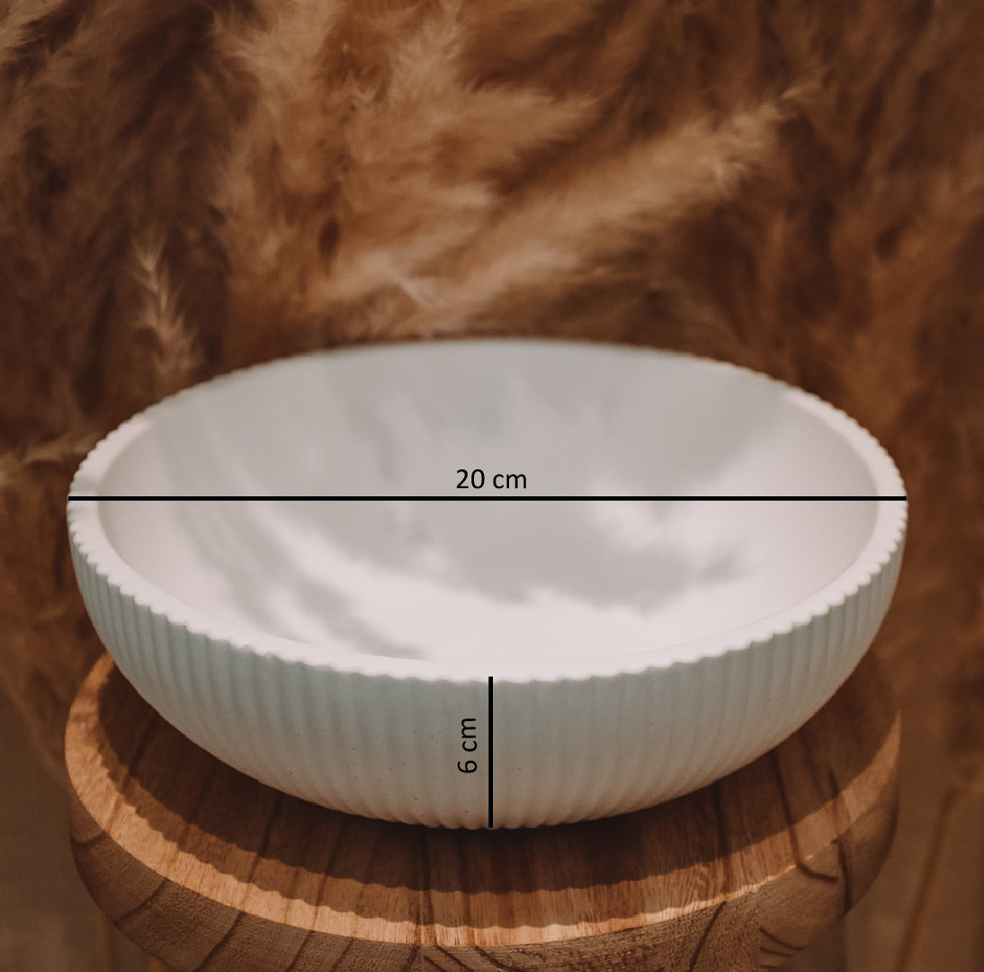 Schale gross gerillt