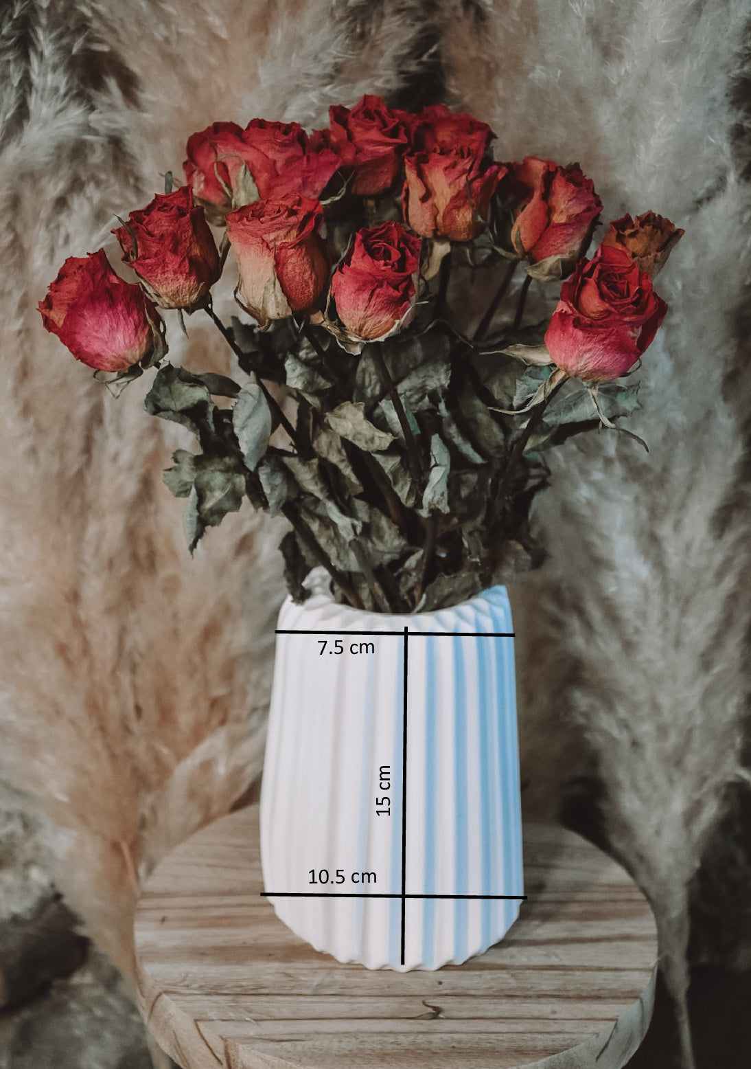 grosse gerillte Vase